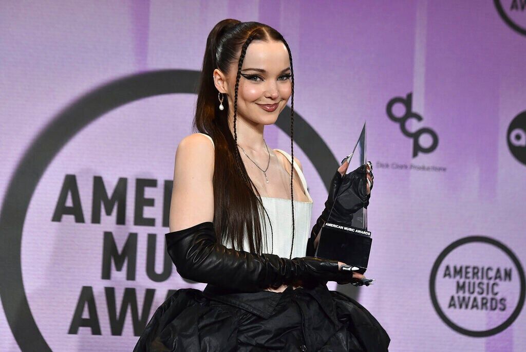 2022 American Music Awards - Press Room